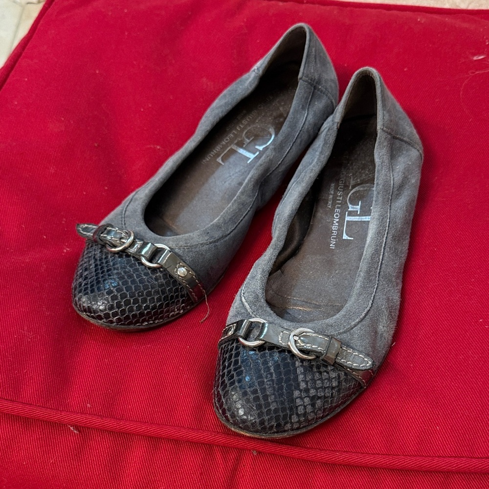 AGL Gray and Black Textured Flats